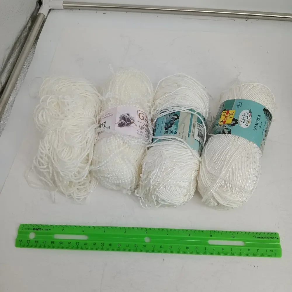 2+2 Skeins Yarn Bee 2-Mimosa Yarn White Mixed Lot Gala